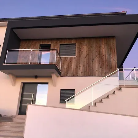 Muscat House Дом отдыха