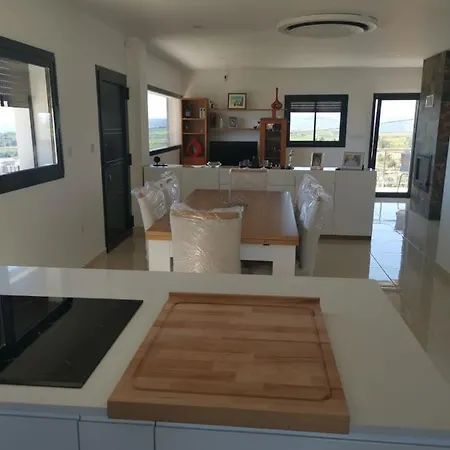 Muscat House Дом отдыха *
